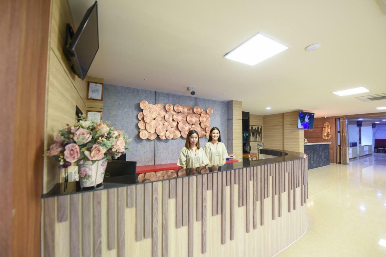 Wish Hotel Ubon Ubon Ratchathani Extérieur photo